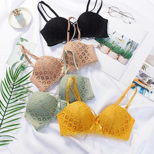 Set of 4 Women's Lace Push-Up Bras & Panties Underwired, Fancy Self Design Lingerie Set