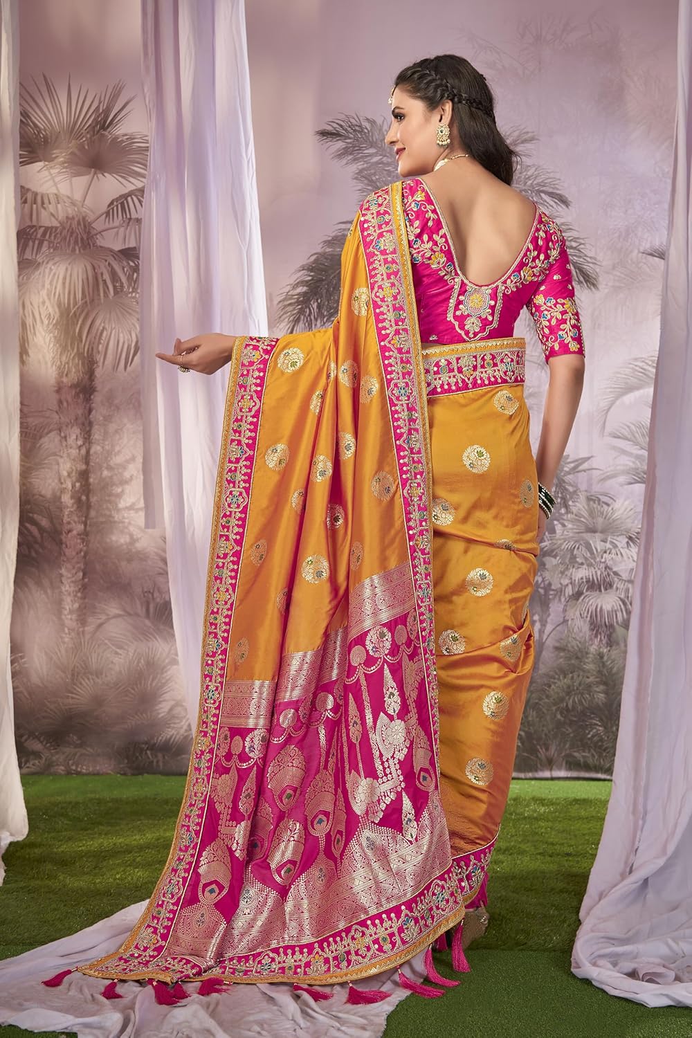 Elegant Red Banarasi Silk Saree with Soft Texture & Gleaming Blouse Piece Traditional Indian Ethnic Wear